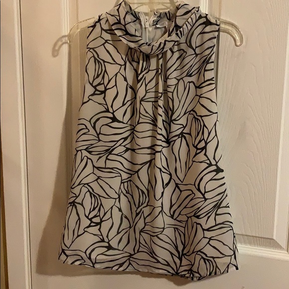 WD NY Floral Turtle Neck Tank Blouse - Picture 1 of 3